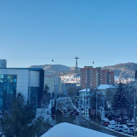 Rg Garsoniera Central Piatra Neamţ Dış mekan fotoğraf
